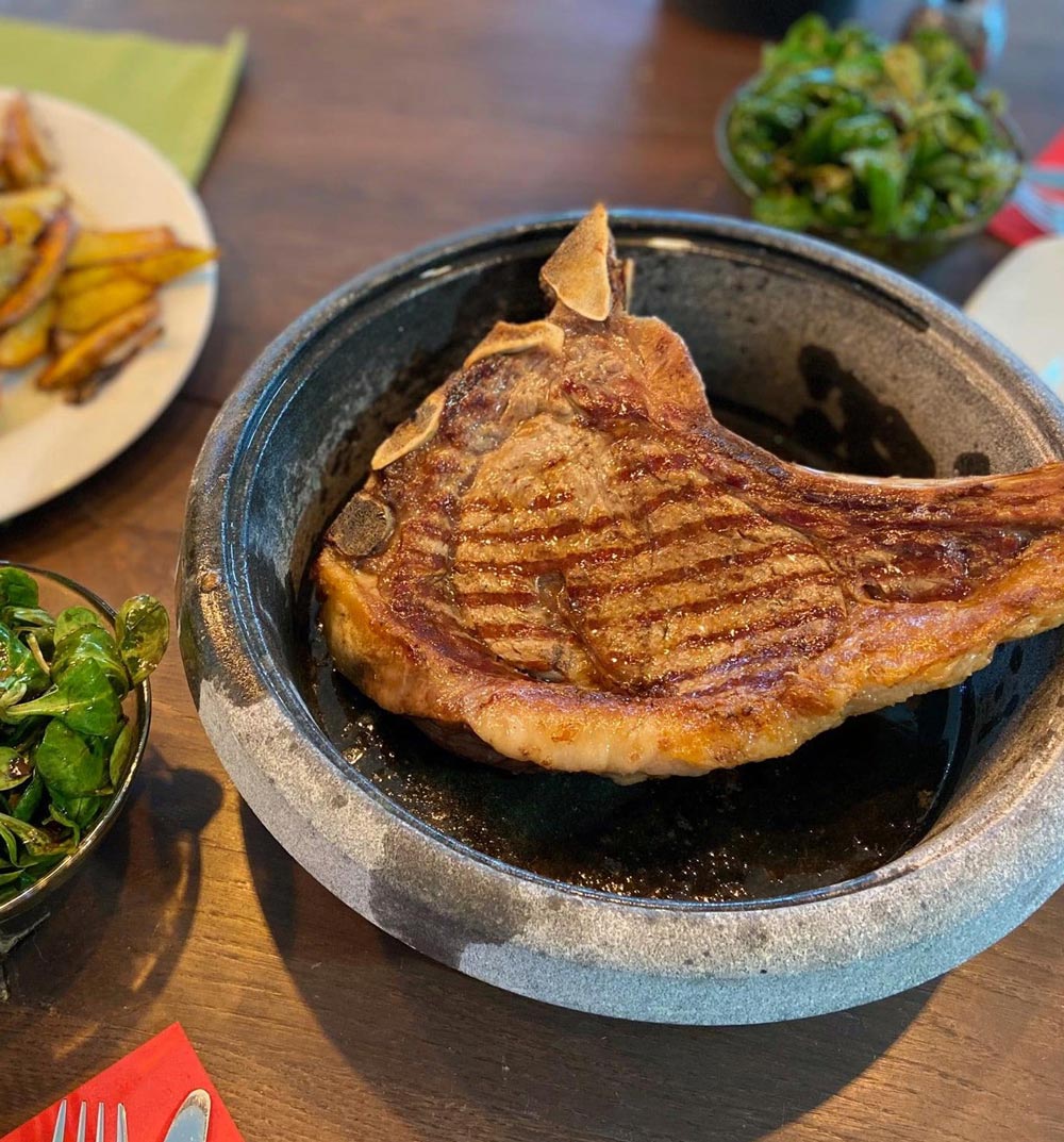 Tulikivi Backrohröfen - Steak Tulikivi Backrohröfen - Steak